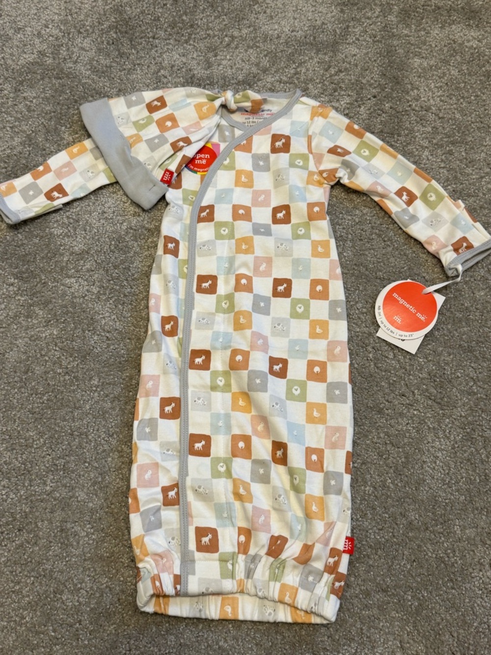 Magnetic Me Funny Farm Gown & Hat Set NB-3M